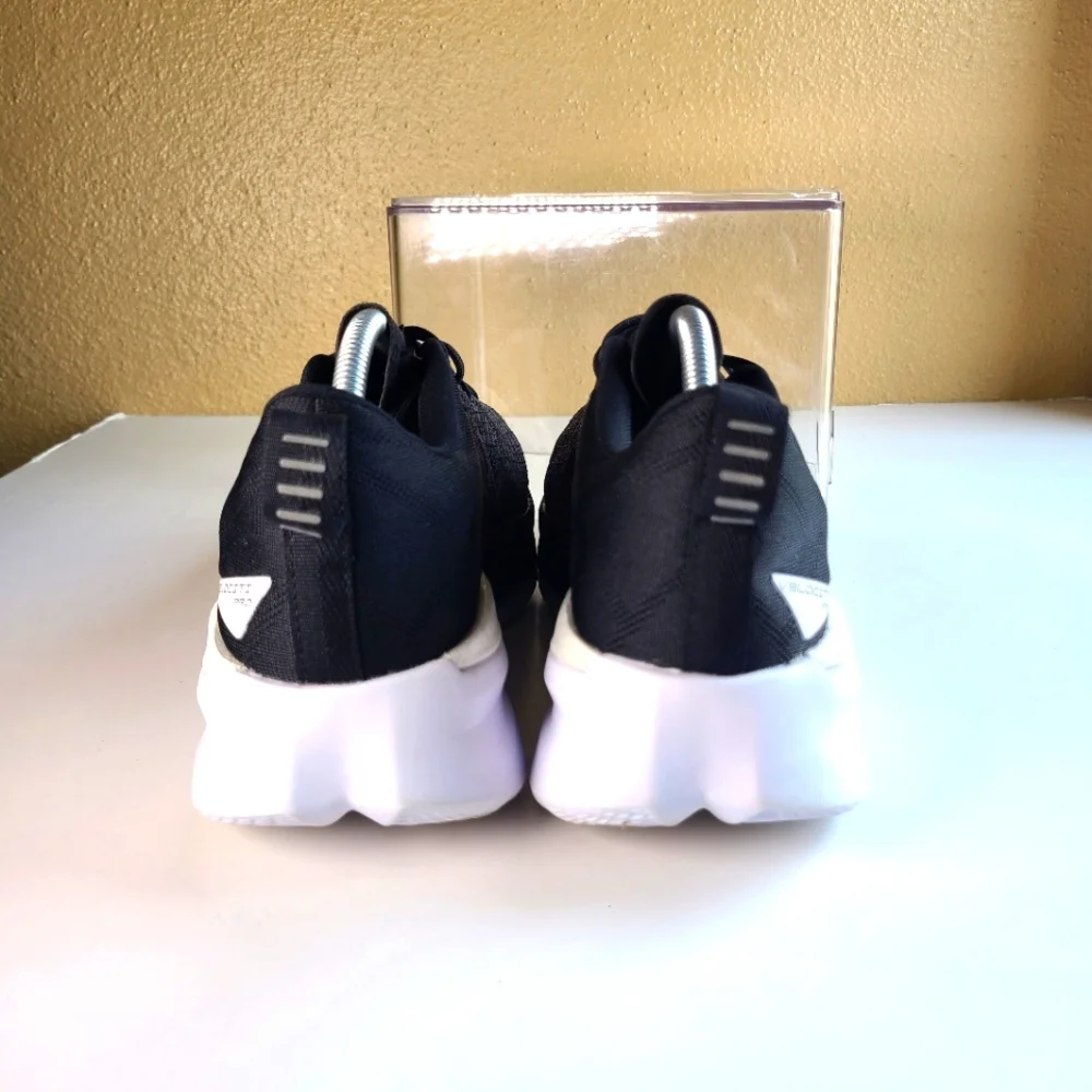 Under Armour Velociti Elite 2 Running Black Carbon Plated Racing Men size 11.5